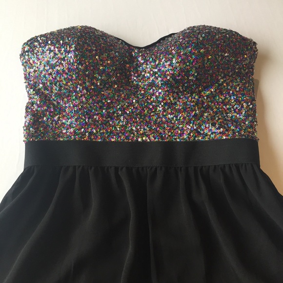 NWT Forever 21 Disco Doll Strapless Dress - Picture 4 of 8